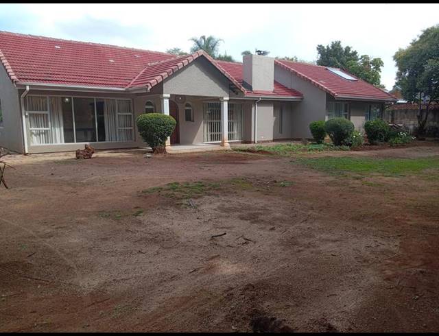 3 BEDROOM PROPERTY TO RENT IN CRESTA